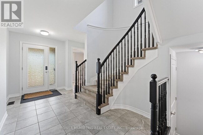 Photo du bâtiment - 815 HENSLOWS CIRCLE