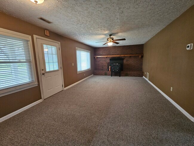 Foto del edificio - 3336 Orders Rd