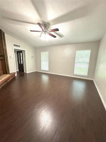 Foto del edificio - 491 Clear Creek Ln