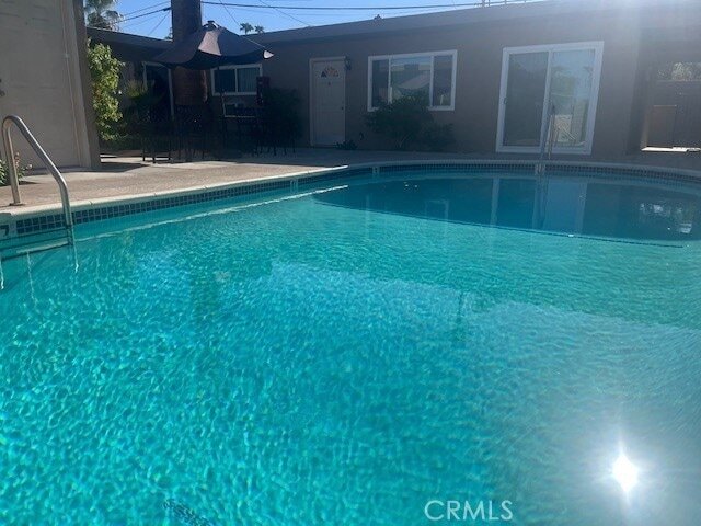 Foto del edificio - 45421 Sunset Ln