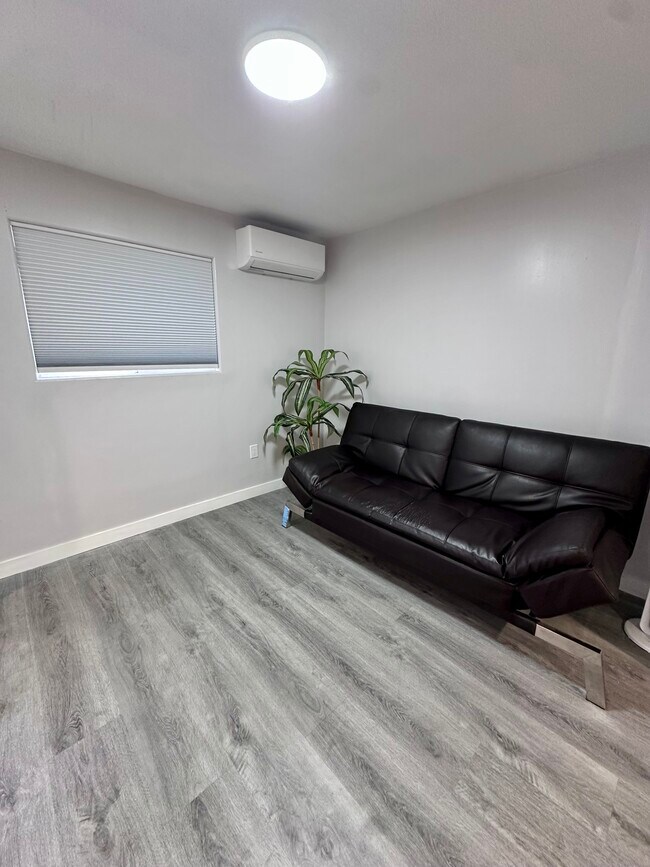 Foto del edificio - 12122 183rd St