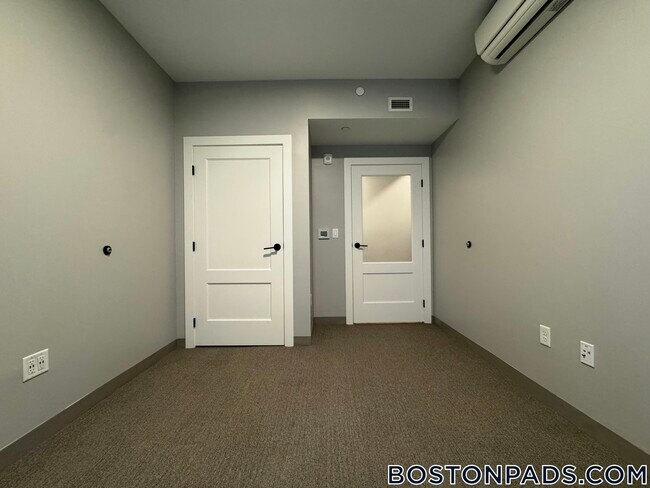 Building Photo - 100 Hemenway St