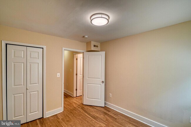 Building Photo - 5229 Marlboro Pike
