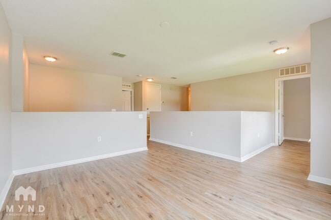 Building Photo - 1517 Equitable Pl