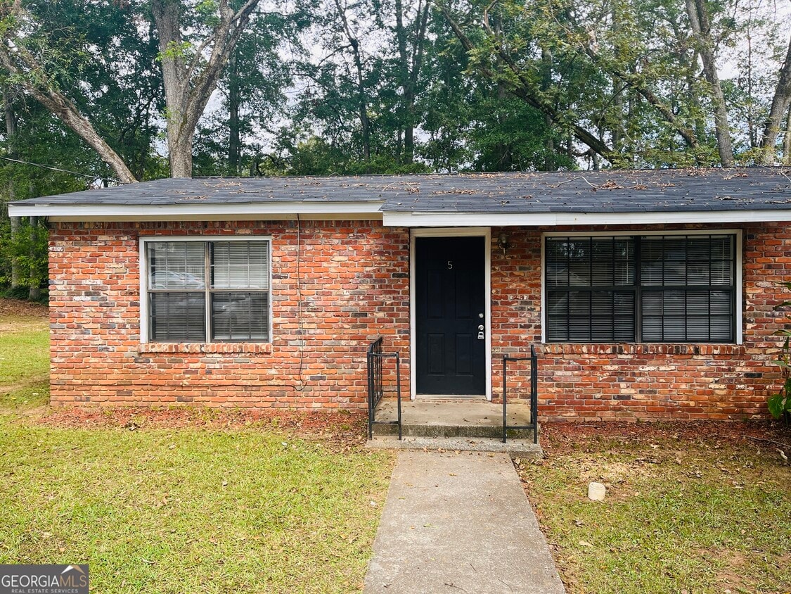 Foto principal - 129 Church Ave
