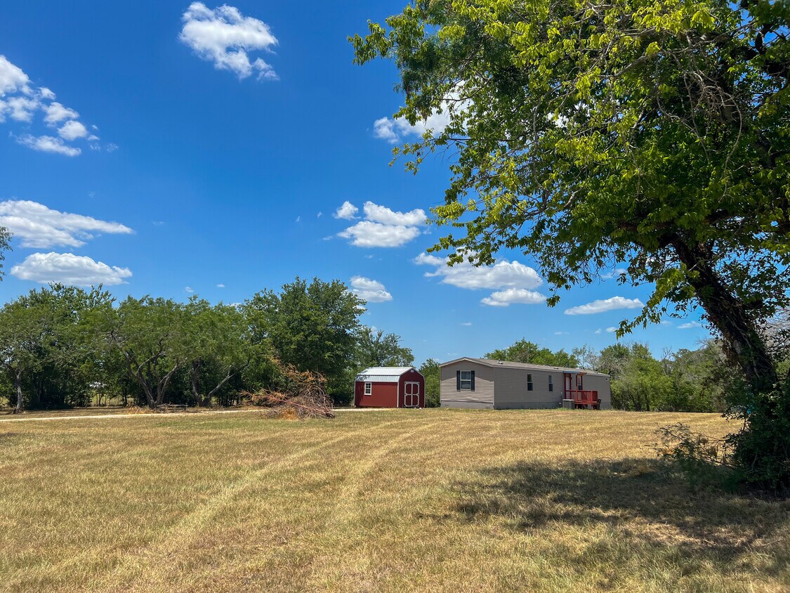 186 Black Jack Ln, Bastrop, TX 78602 House for Rent in Bastrop, TX