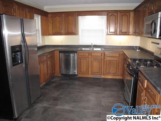 Foto del edificio - 108 Progress Ln