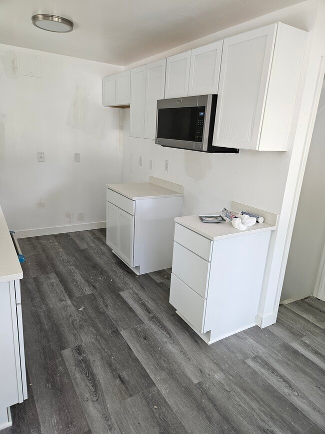 Building Photo - 6600 Bethia Ln