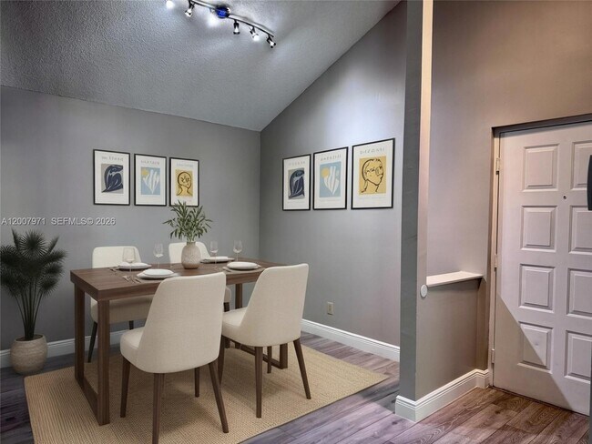 Foto del edificio - 10420 SW 158th Ct