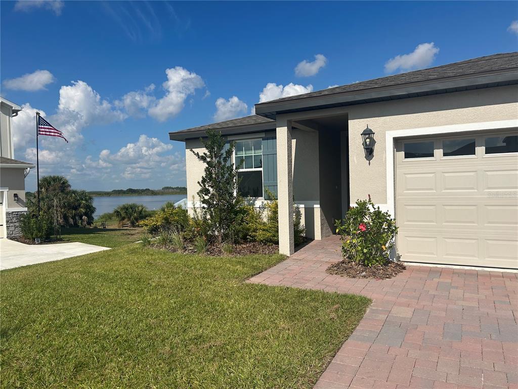 Primary Photo - 800 Griffon Ave