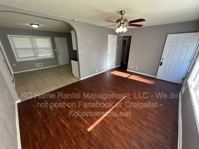 Foto del edificio - 10920 Bristol Terrace