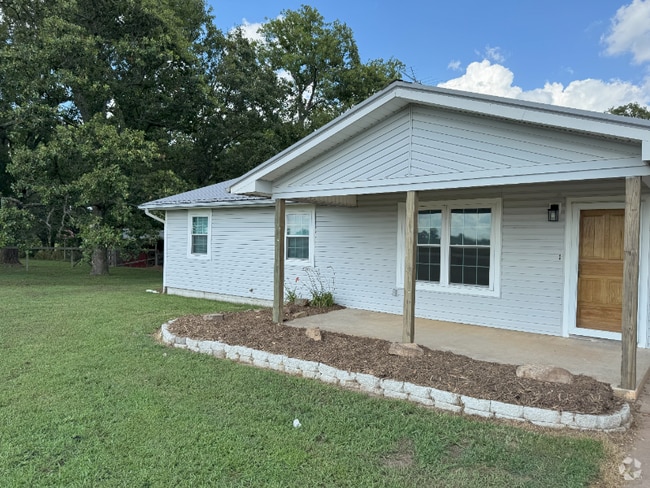 Building Photo - 1470 Klenc Rd