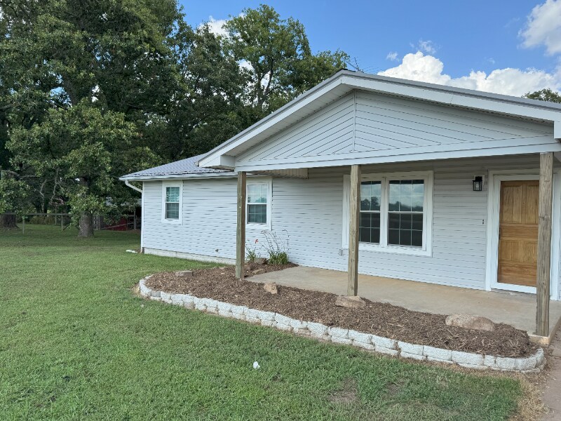 Foto principal - 1470 Klenc Rd