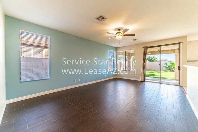 Building Photo - 1819 W Nighthawk Way