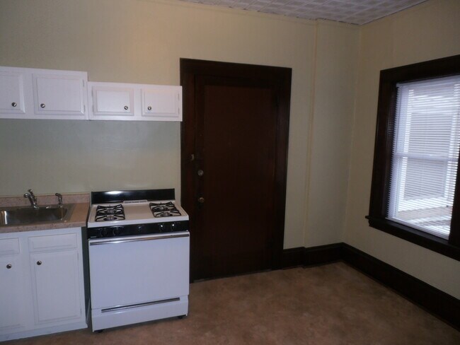 Foto del edificio - 1635 Sherburne Ave