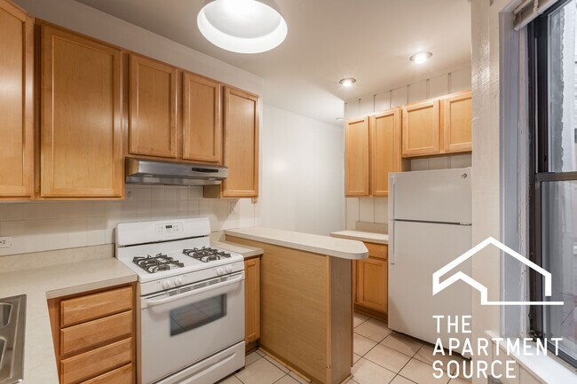 Foto del edificio - 1224 N Dearborn St