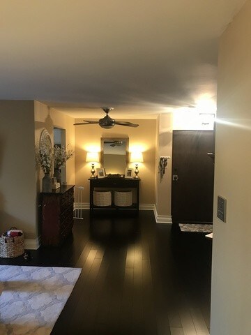 Building Photo - 18035 Royal Oak Ct