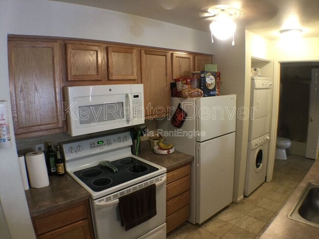 Foto del edificio - 4899 S Dudley St