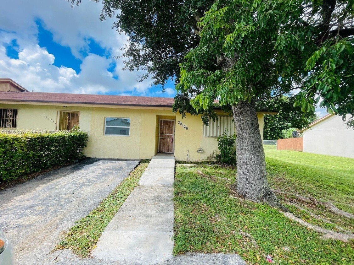 Primary Photo - 28120 SW 141st Pl