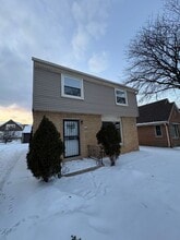 Building Photo - 3045 N 60th St