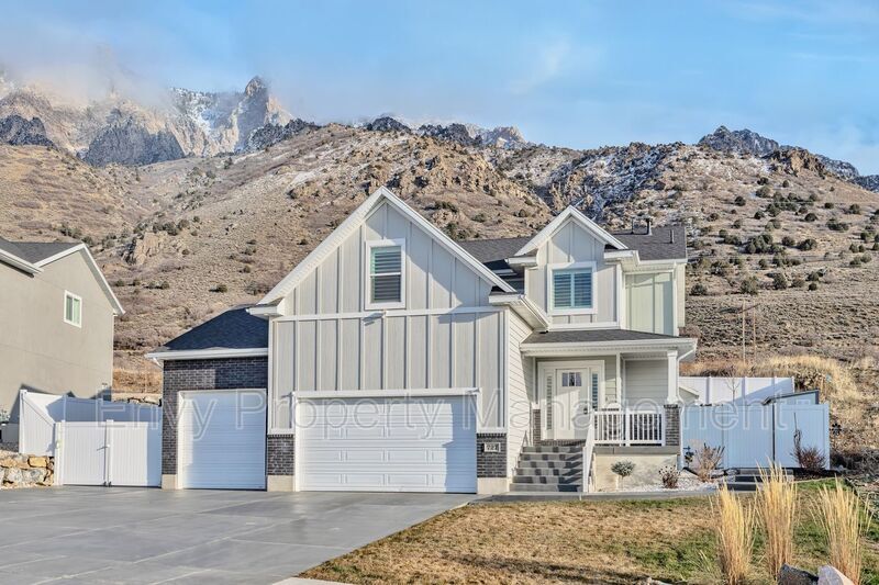 727 S 325 E, Willard, UT 84340 House Rental in Willard, UT