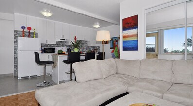 Building Photo - 1294 Islington Ave