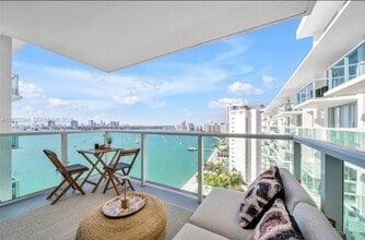 Building Photo - 1000 West Ave