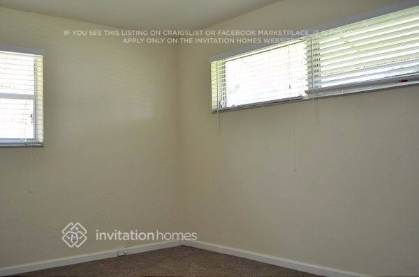 Foto del edificio - 1755 SW 37th Way