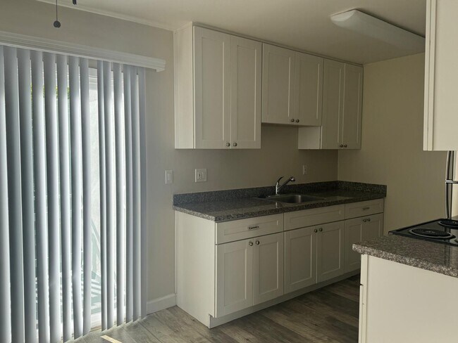Cocina - North Colonial House