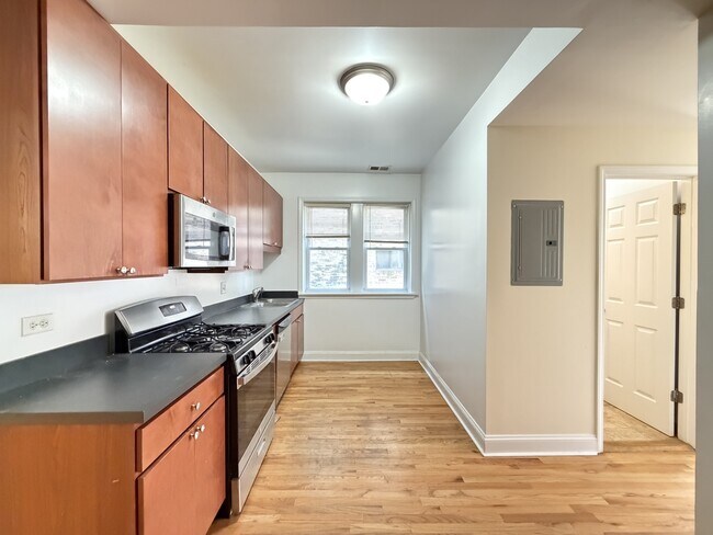 Foto del edificio - 3430 W Parker Ave