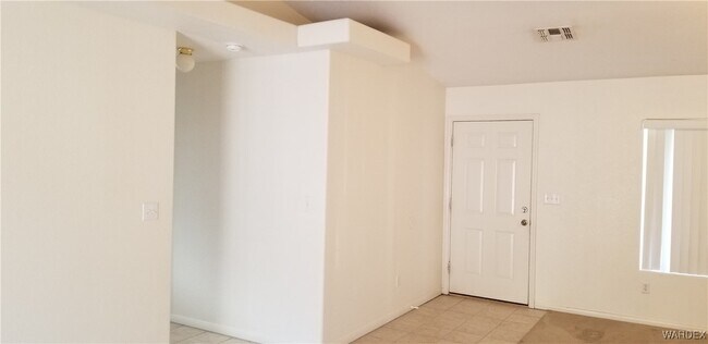 Foto del edificio - 870 Florence Ave