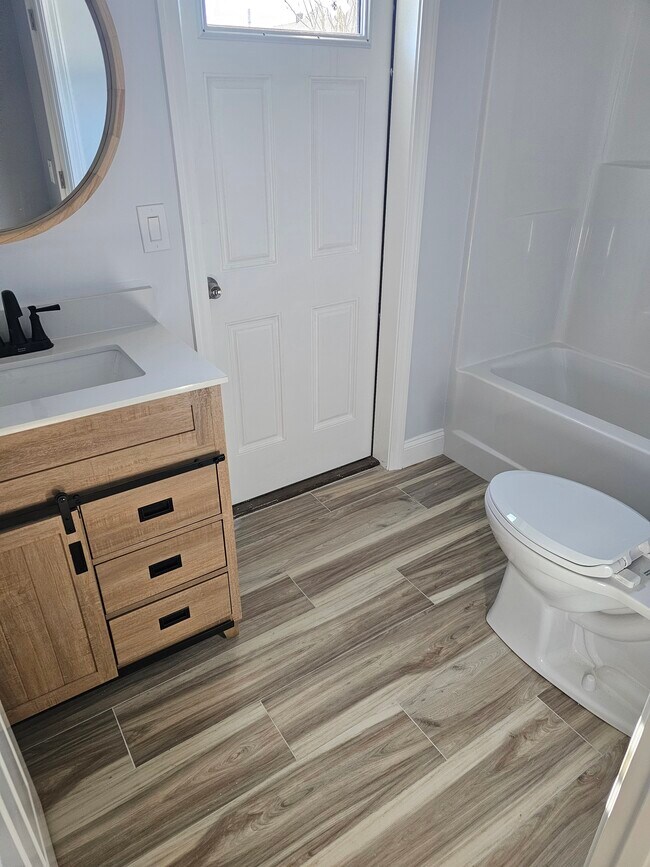 Foto del edificio - 614 Alden St