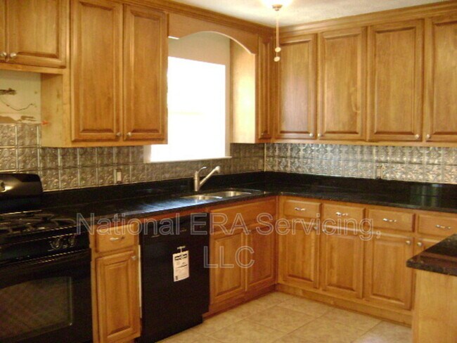 Foto del edificio - 3653 Chestnut Lake Ct