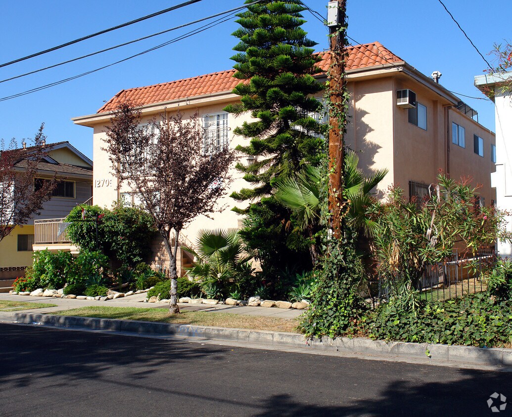 12705 Ramona Ave, Hawthorne, CA 90250 Apartments in Hawthorne, CA