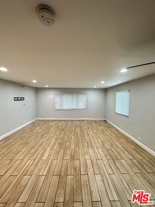 Building Photo - 601 S Grevillea Ave
