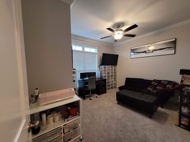 Building Photo - Serene Living in Patriots Point: 4BR/3BA H...