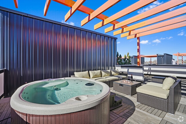 Rooftop - 3034 Wilson Ct