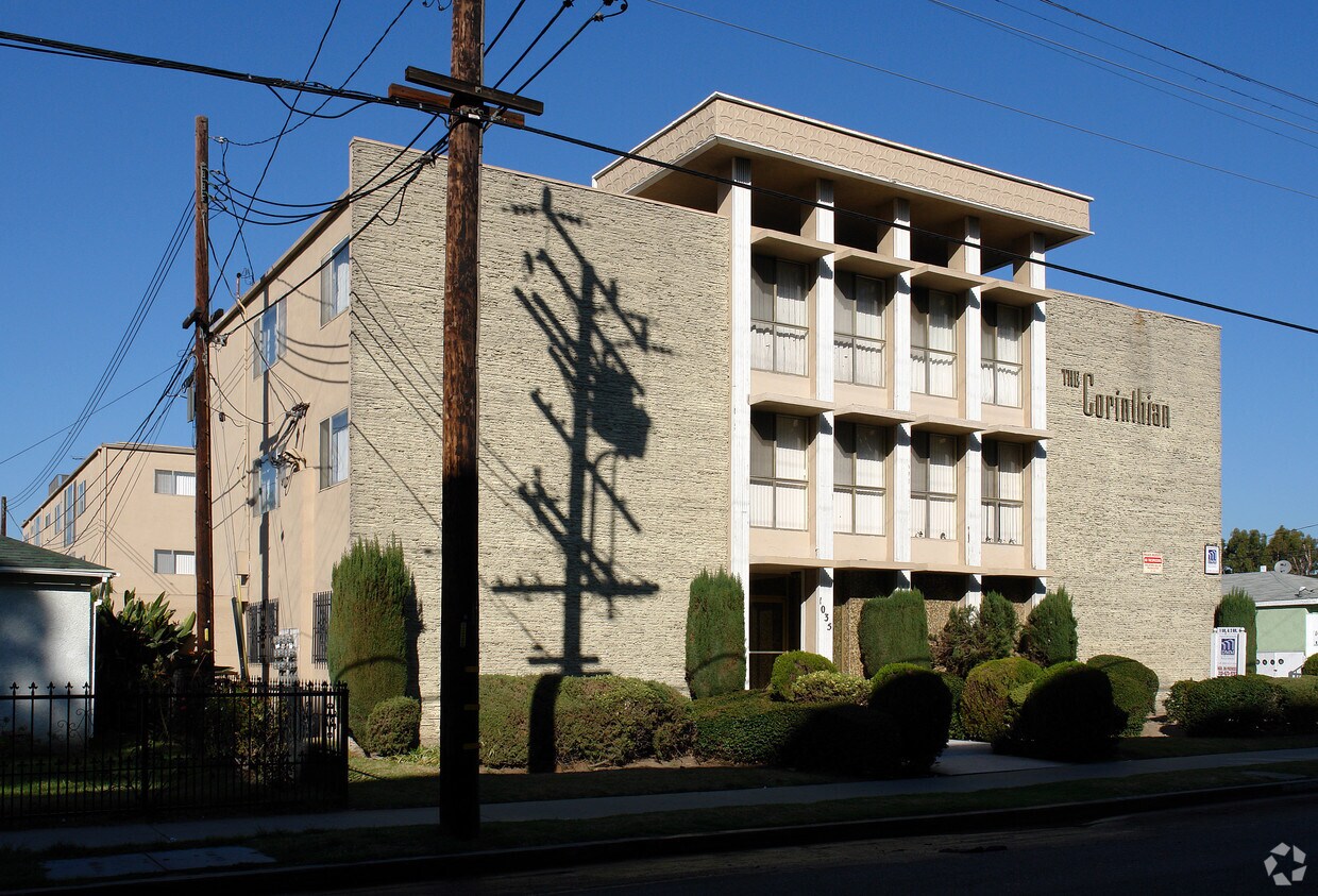 Building Photo - The corinthian