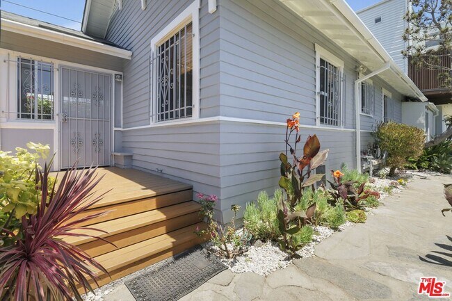 Foto del edificio - 320 4th Ave