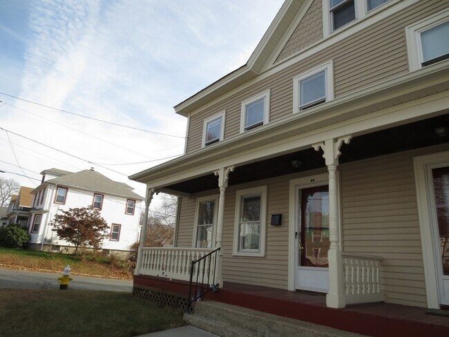 Building Photo - 68 East St