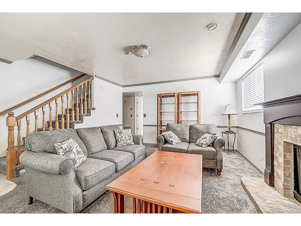 236 E 2230 N Unit 4, Provo, UT 84604 Condo for Rent in Provo, UT