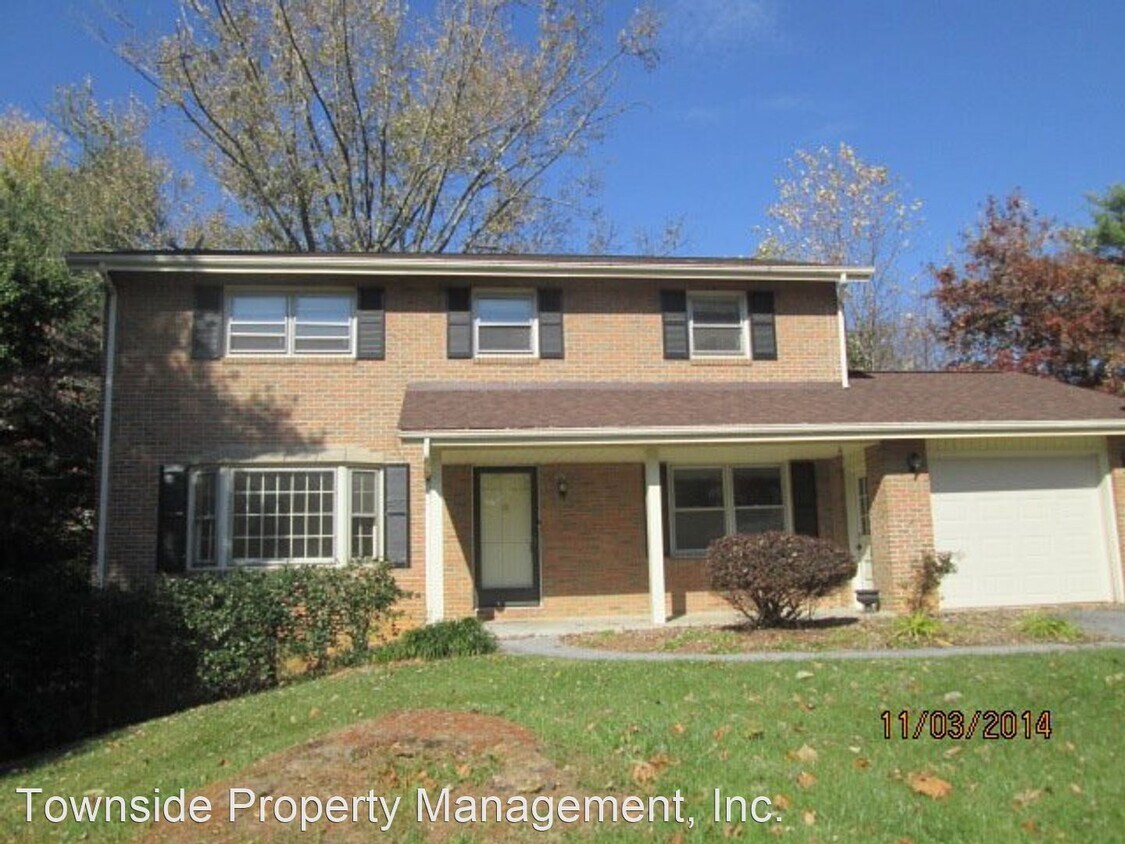 Primary Photo - 4 br, 2.5 bath House - 616 Broce Drive