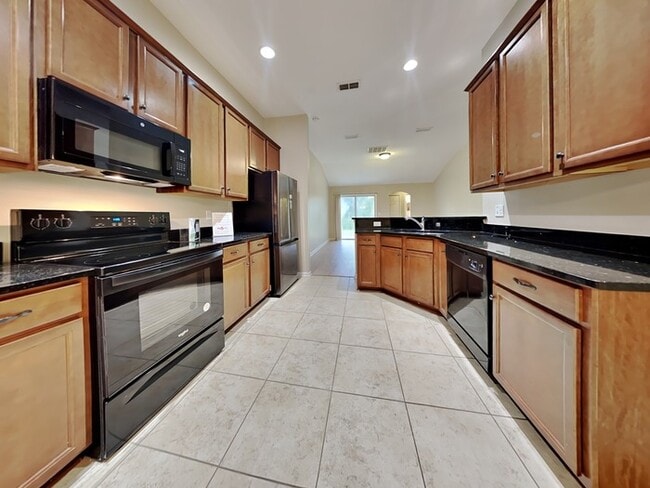 Building Photo - 83289 Purple Martin Dr