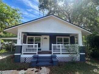 Building Photo - 1013 Cypress Ave