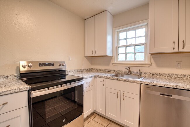 Foto del edificio - 3217 NW 28th St