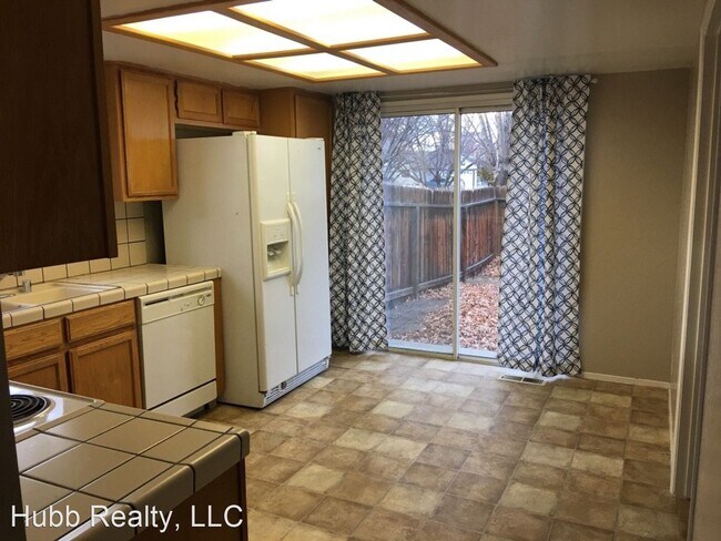 Building Photo - 3 br, 2 bath House - 905 Locomotive Way