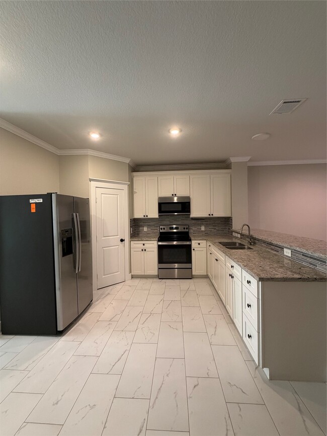 Building Photo - 2943 Titleist Dr