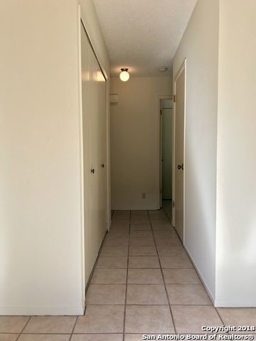 Foto del edificio - 1419 LOMA ALTO RD