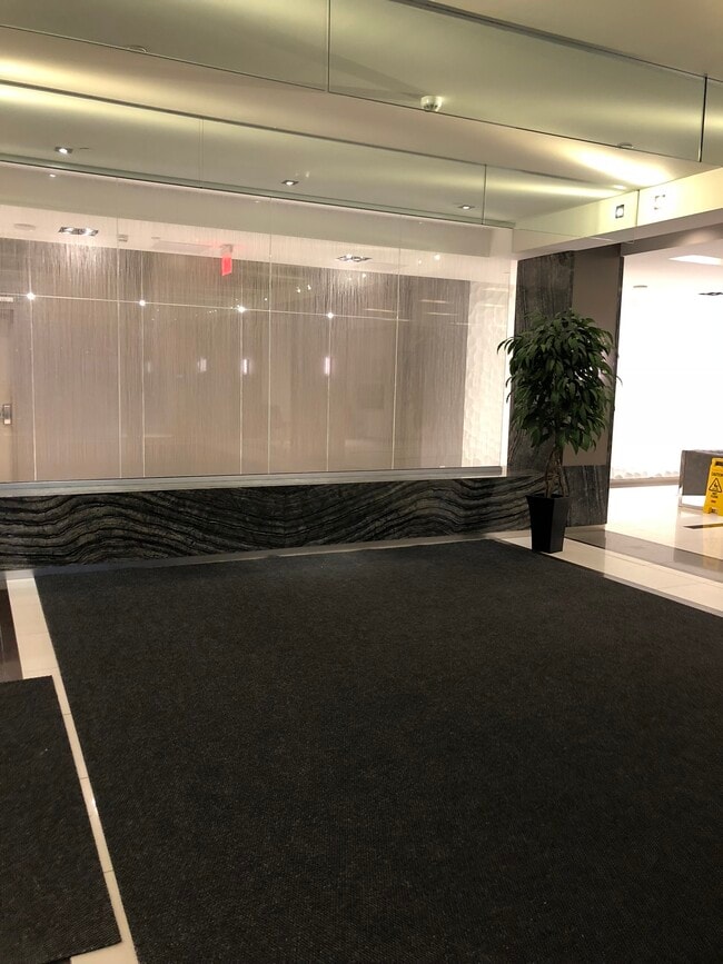 Photo du bâtiment - 7165 Yonge St