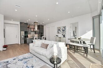 Building Photo - 1600 Post Oak Blvd